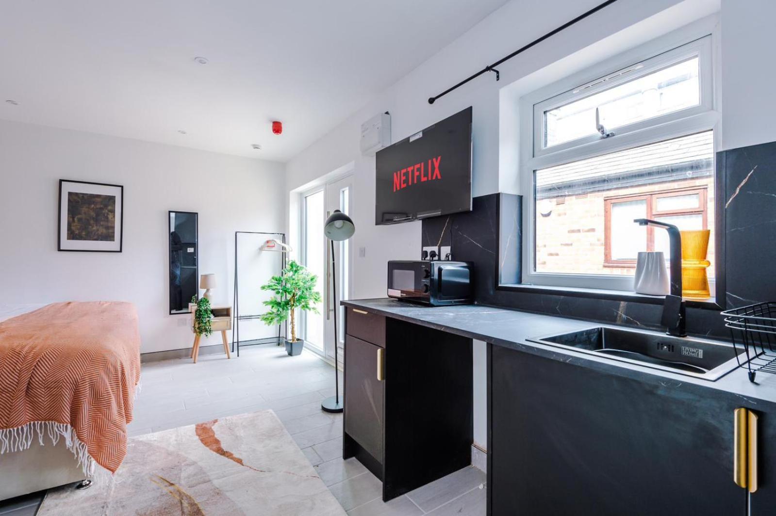 Comfort Style Brand New Selly Oaks Apartment Бирмингем Экстерьер фото